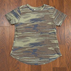 {Z Supply} short-sleeve camouflage crewneck t-shirt, M